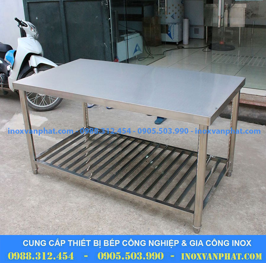 Bàn inox công nghiệp 